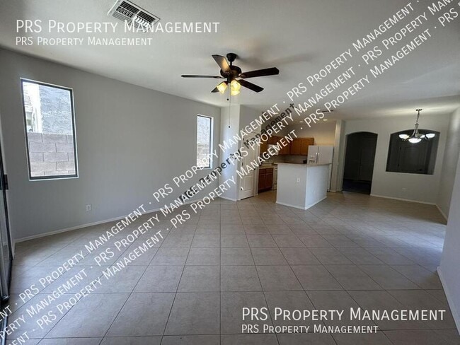 Building Photo - 3651 E Sundance Ave