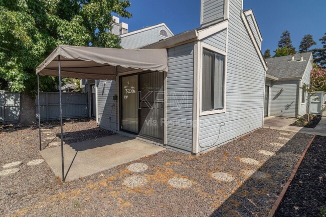 Building Photo - 2930 Driftwood Pl