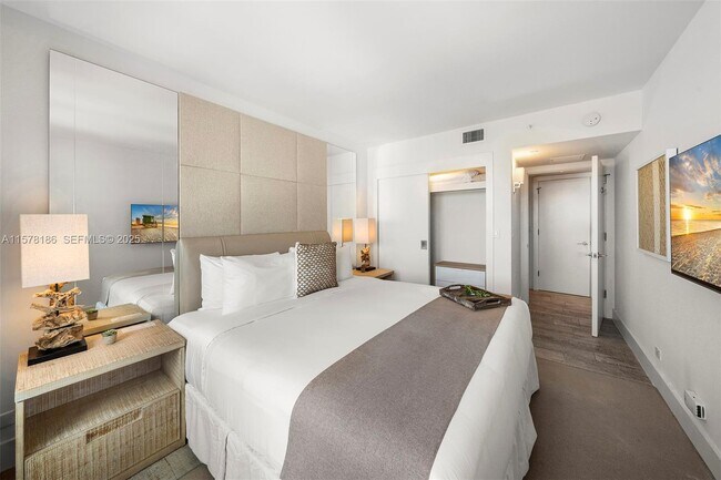 Building Photo - 102 24th St