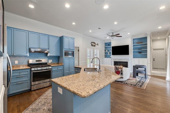 Building Photo - 2922 Thousand Oaks Dr