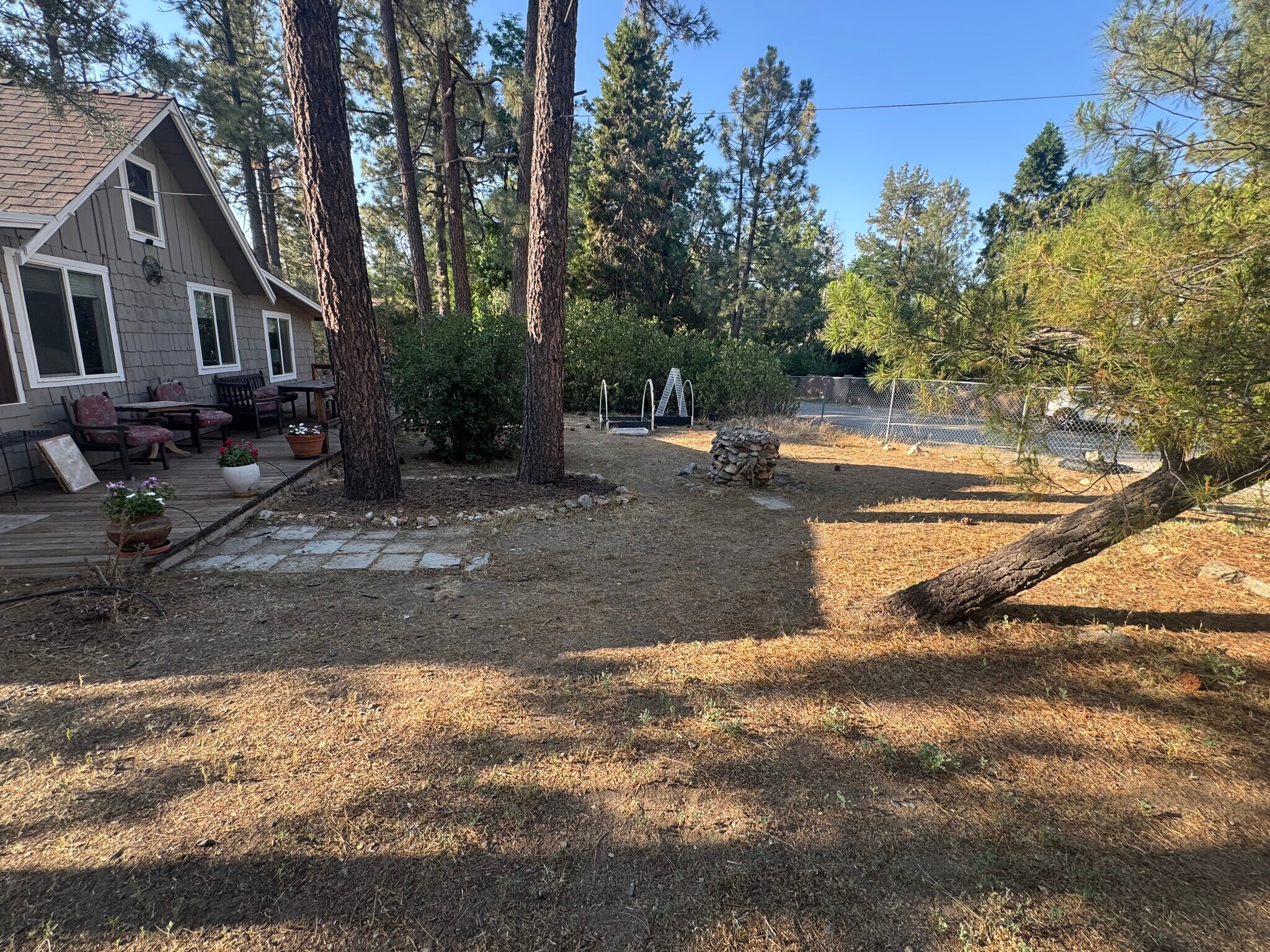 Building Photo - 35081 Barbara Lee Dr