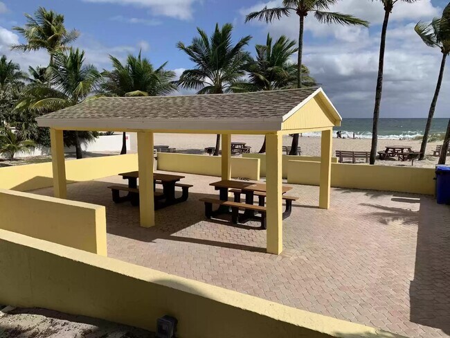 Building Photo - 1401 S Ocean Blvd