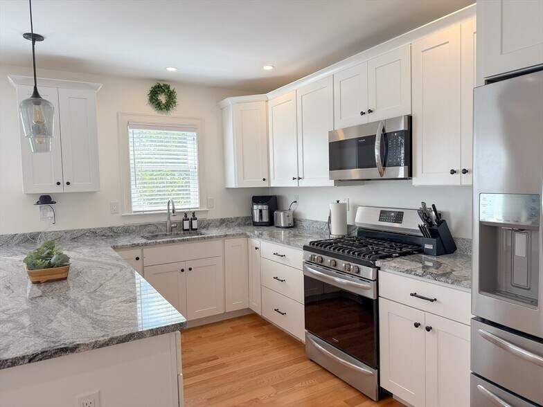 Primary Photo - 189 Liberty St