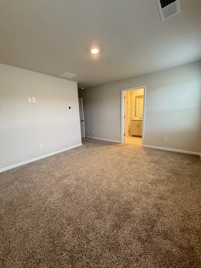 Building Photo - 5530 Worrell Wy