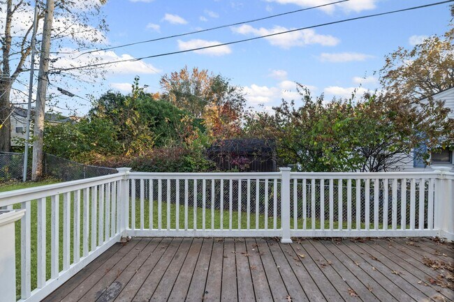 Building Photo - Sweet on Nectar