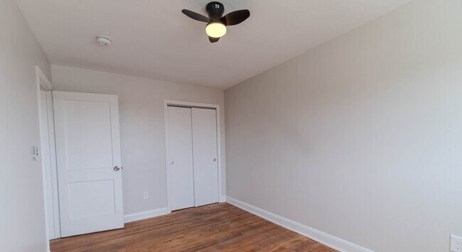 Building Photo - 3 Bedroom Home 21206