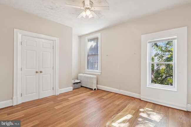 Building Photo - 14 Seaton Pl NW