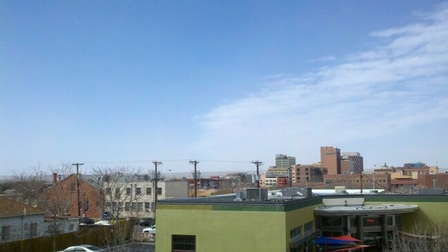 Building Photo - EDo ARNO LOFTS w/Pool