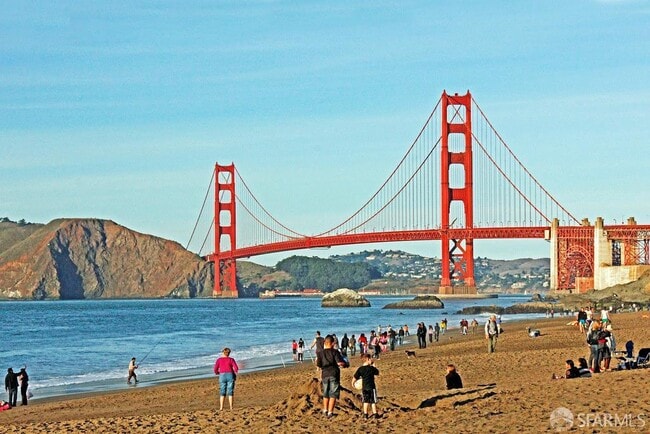 Building Photo - 365 22nd Ave