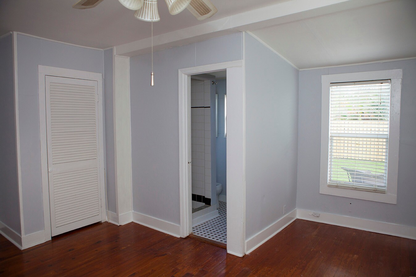 Building Photo - 419 43rd St