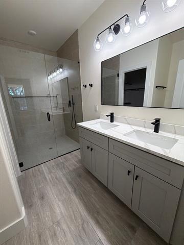 Building Photo - 5707 Barkridge Dr