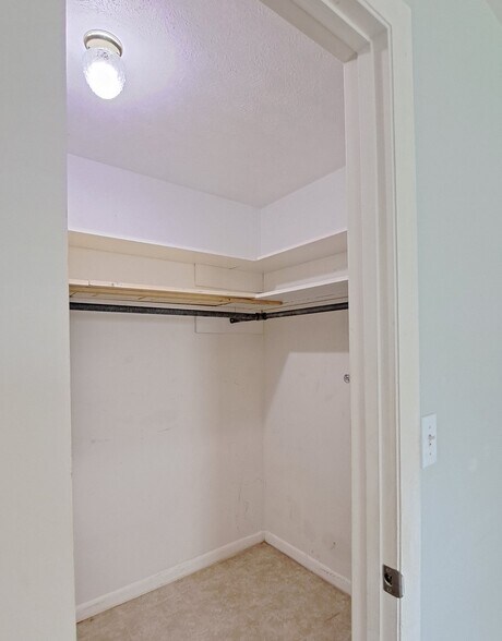 Building Photo - 3909 Ocean View Dr