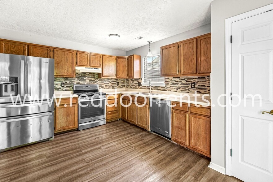 Building Photo - 7610 Chris Anne Dr