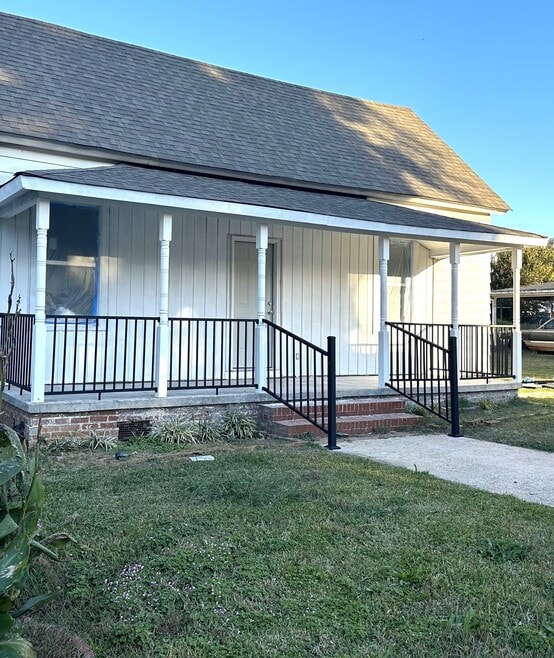 Building Photo - 15 N Hammett St