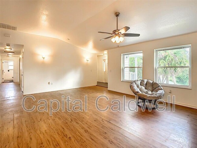 Building Photo - 4838 Grandview Ave