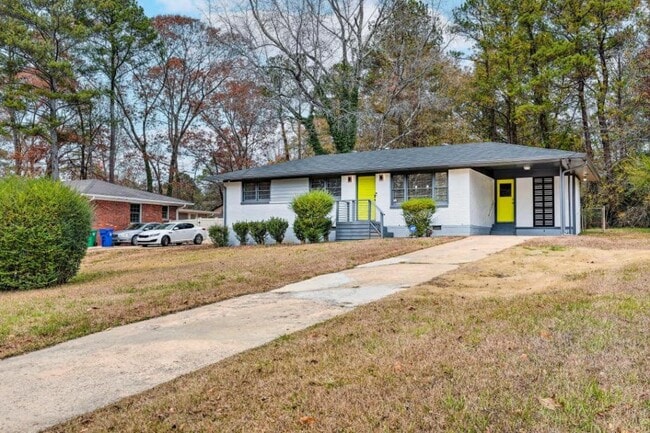 Building Photo - 4108 Lindsey Dr