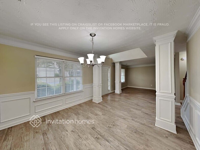 Building Photo - 4432 Beaver Tree St