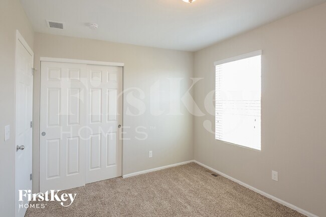 Building Photo - 6481 N Dunkirk Ct