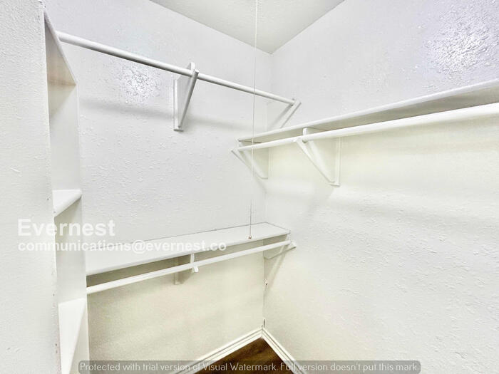 Building Photo - 1408 Sunny Glen St