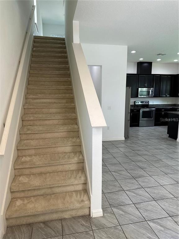 Building Photo - 9350 Woodcrane Dr