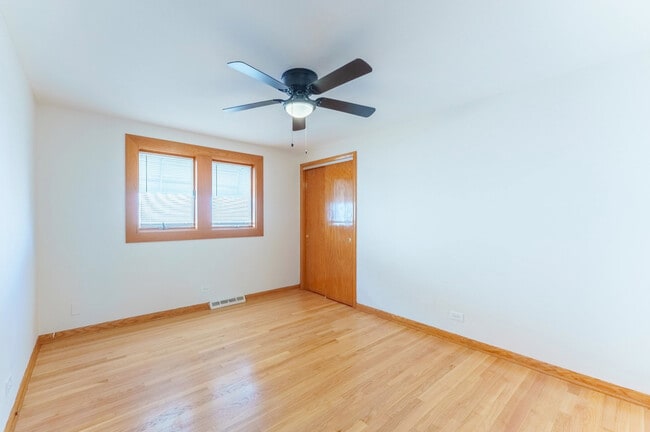 Building Photo - 6210 W 64th St