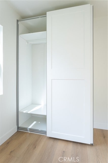 Building Photo - 1065 E Spazier Ave