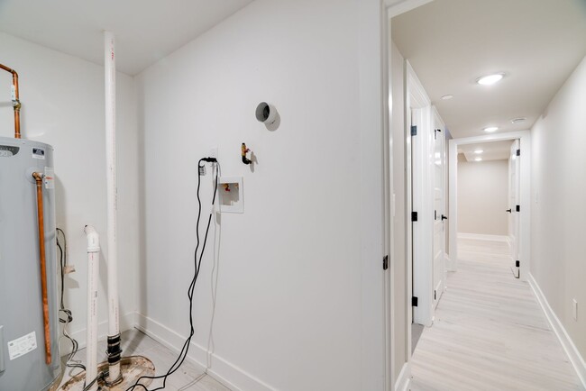 Building Photo - Stylish New Construction Near Fishtown