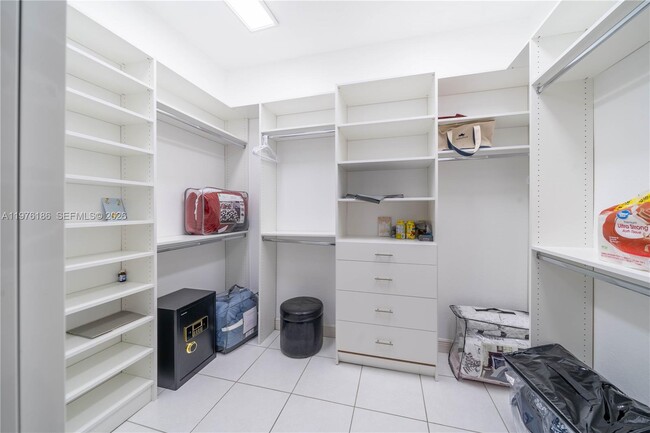 Building Photo - 1547 Mariner Way