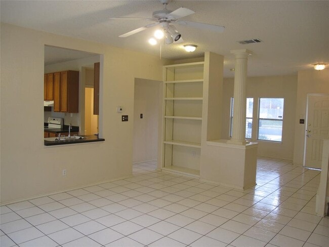 Building Photo - 2011 Jasper Ln