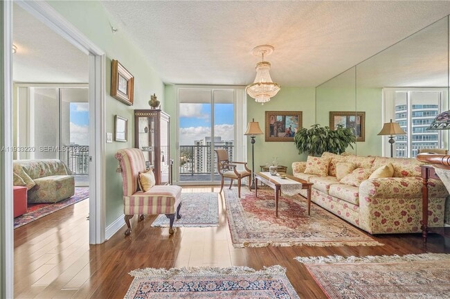 Building Photo - 1250 S Miami Ave