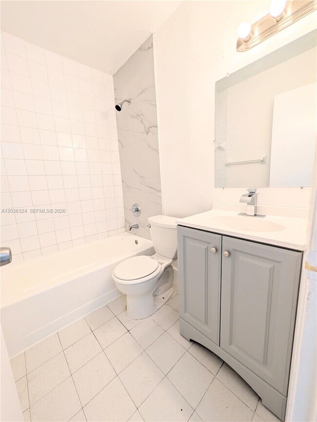 Building Photo - 58 SW 14th Terrace