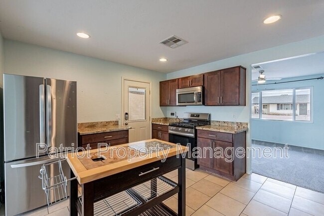 Building Photo - 7531 E McKinley St