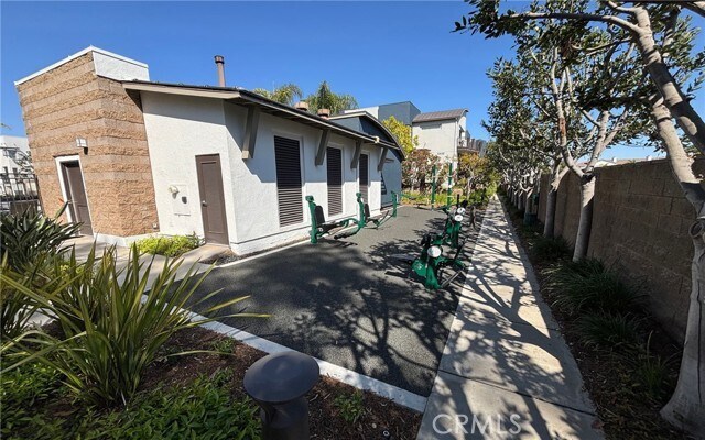 Building Photo - 5510 W 149th Pl