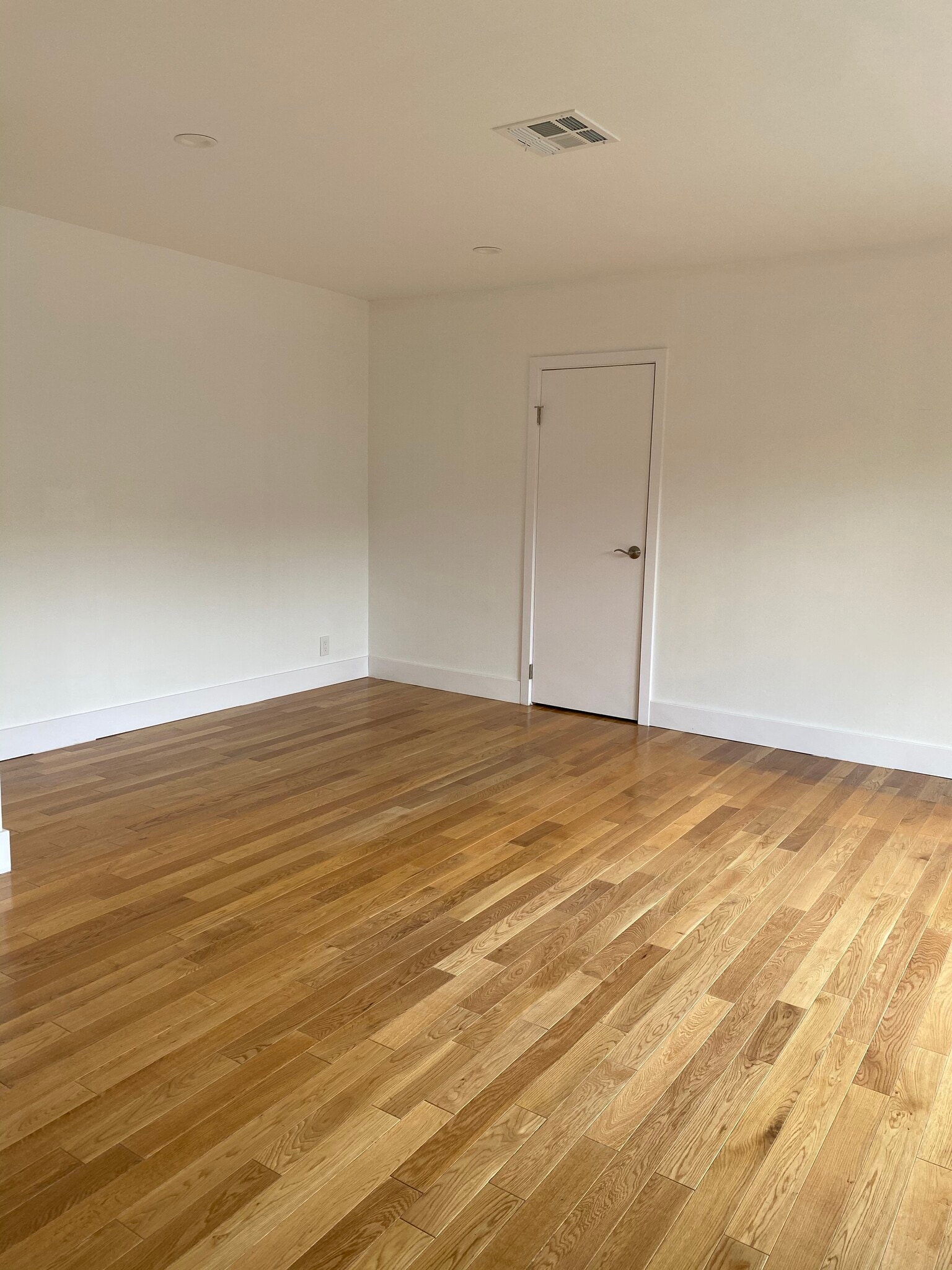 Building Photo - 1338 Berkeley St