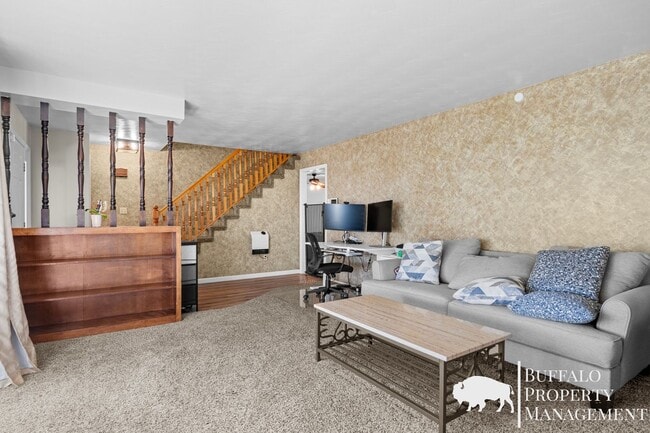 Building Photo - Charming Country Home on 2 Acres | 5 Bed | 3 Bath | Blackfoot, ID