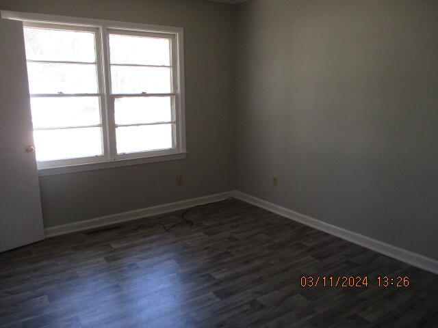 Building Photo - 126 Jasmine St