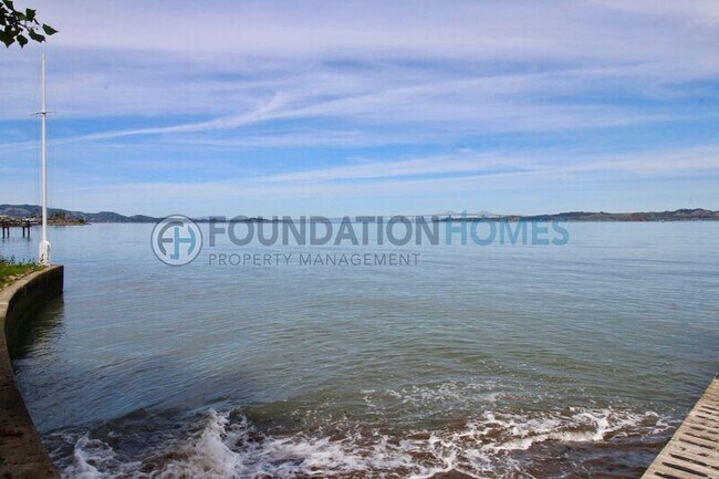 Building Photo - 40 Seafirth Rd