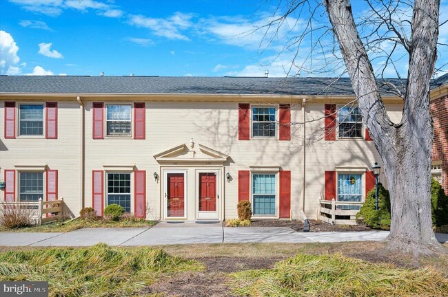 Primary Photo - 138 Cheshire Dr