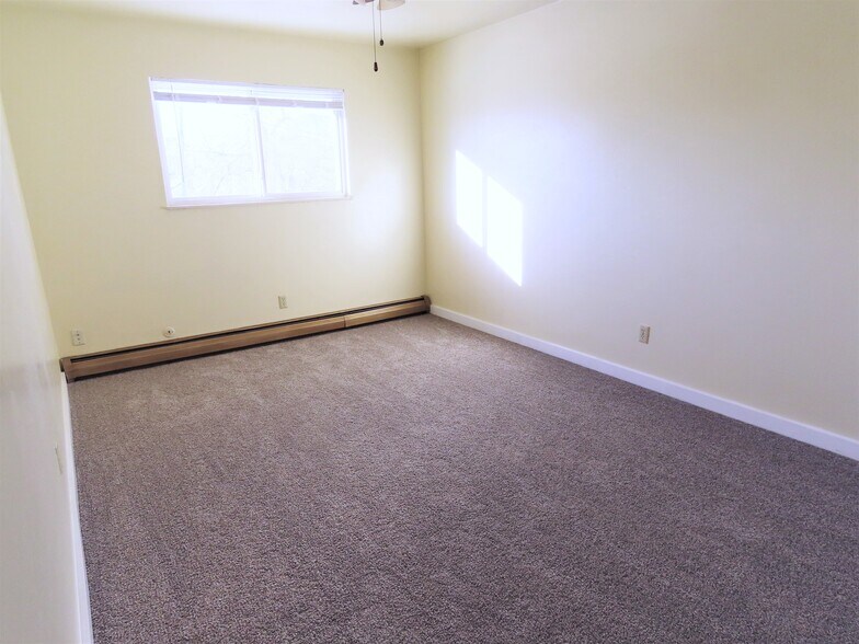 Building Photo - 1129 Darby St