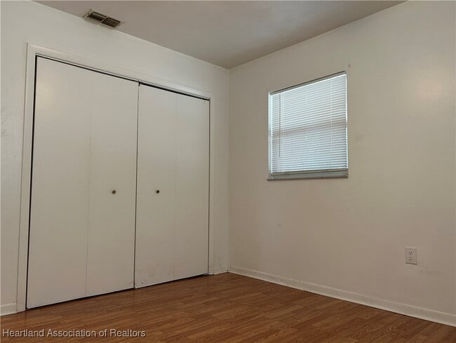 Building Photo - 4926 Salmon Dr