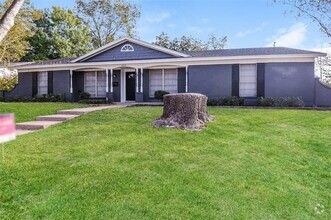 Building Photo - 2125 Rockmoor Dr