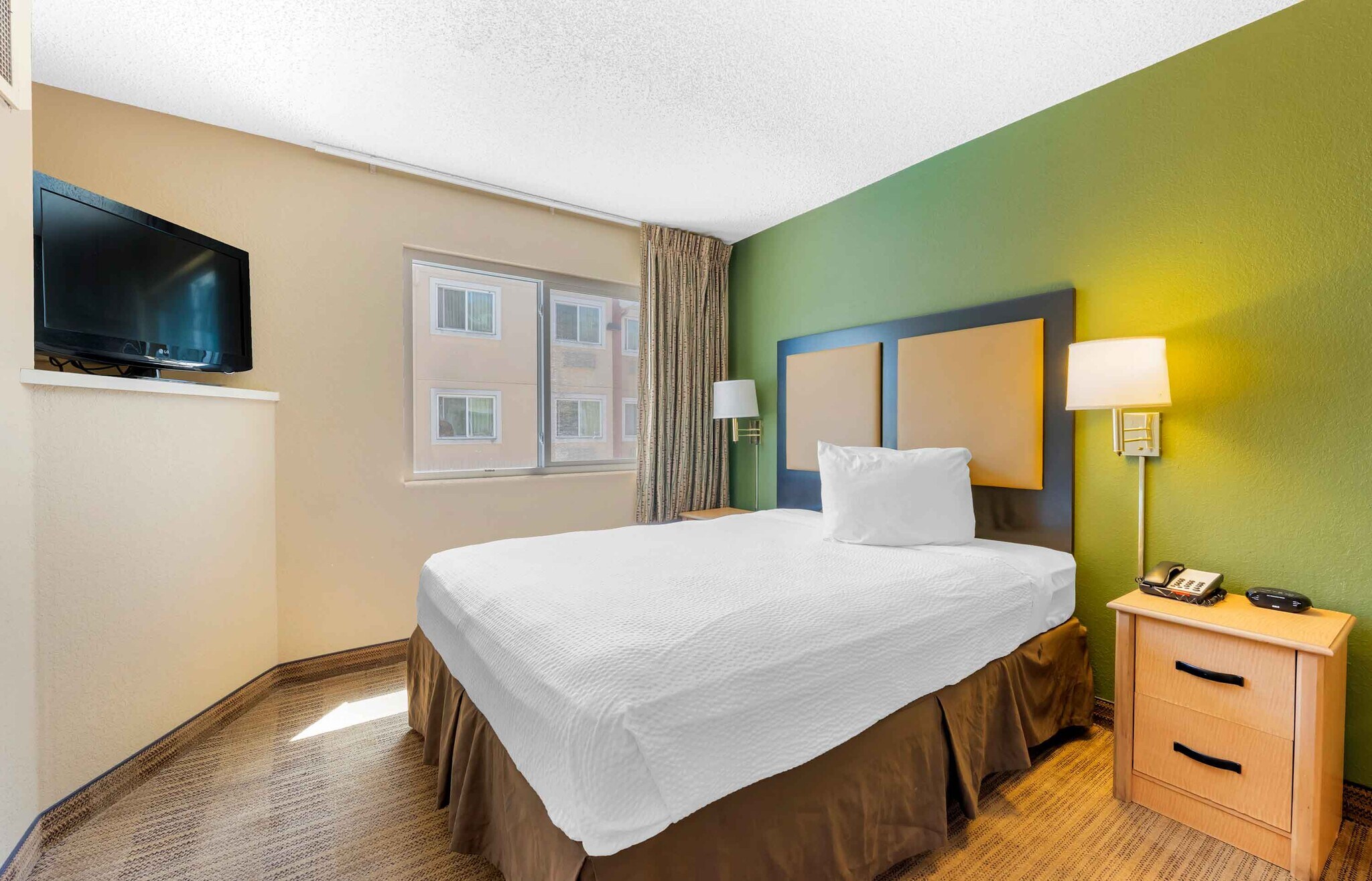 Building Photo - Furnished Studio-Jacksonville - Salisbury Rd. - Southpoint