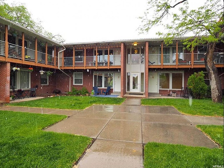 Building Photo - 370 W 800 N