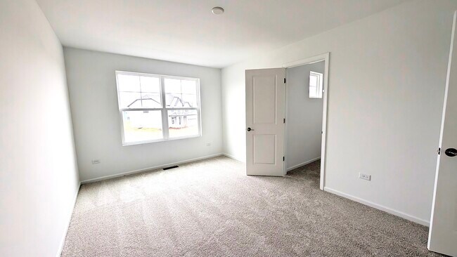 Building Photo - 26142 W Sherwood Cir