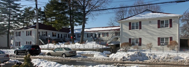 Primary Photo - 404 N High St