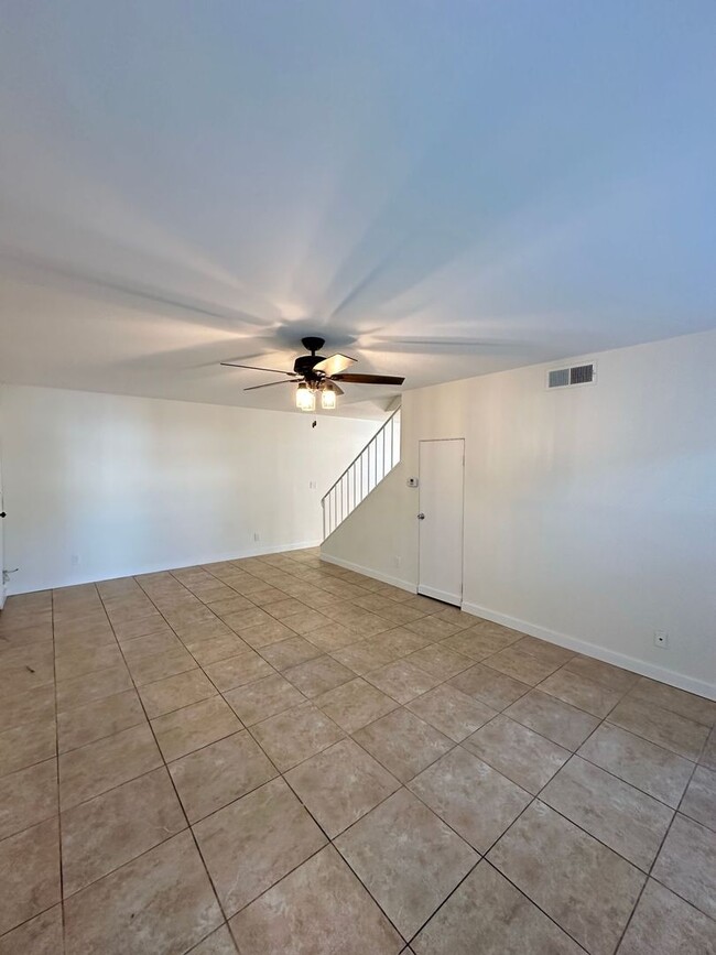Building Photo - Anaheim 3 Bedroom 2.5 Bath Townhome - 1 Ca...