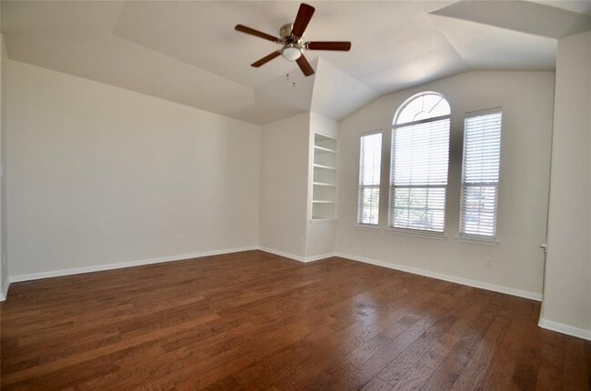 Building Photo - 9617 Solana Vista Loop