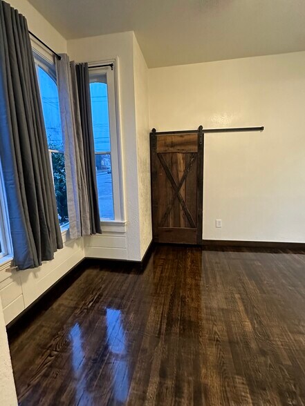 Building Photo - 639 16th St