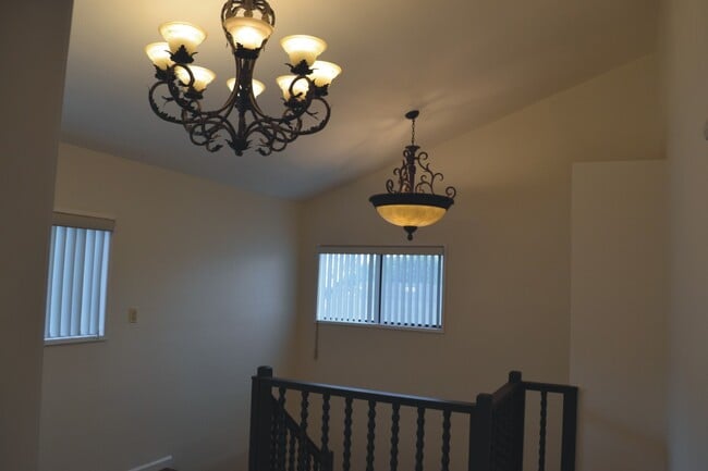 Building Photo - 6407 Gentry Ave