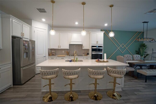 Building Photo - 12905 Brookside Moss Dr